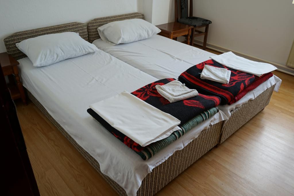 Lovac II Hotel Zabljak  Bagian luar foto
